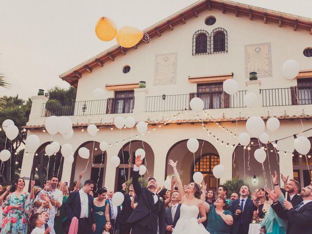 La boda de Javi y Ines en Sant Vicenç De Montalt, Barcelona 223