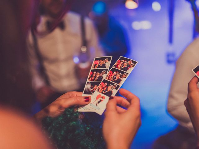 La boda de Javi y Ines en Sant Vicenç De Montalt, Barcelona 365