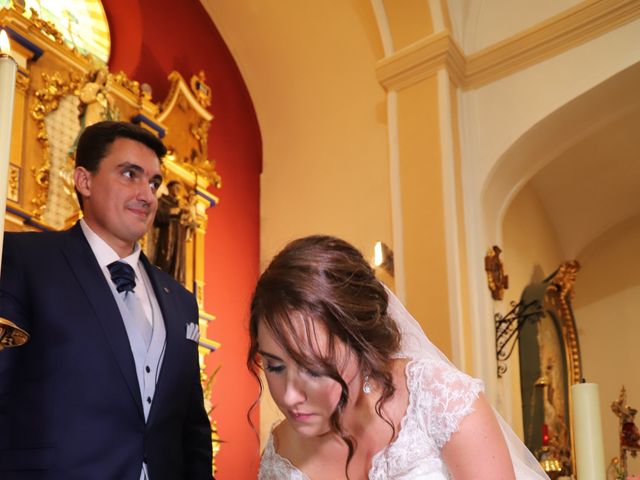 La boda de MARI CARMEN y DARIO en Casas De Fernando Alonso, Cuenca 145