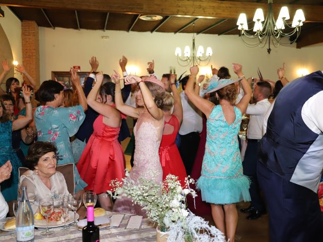 La boda de MARI CARMEN y DARIO en Casas De Fernando Alonso, Cuenca 241