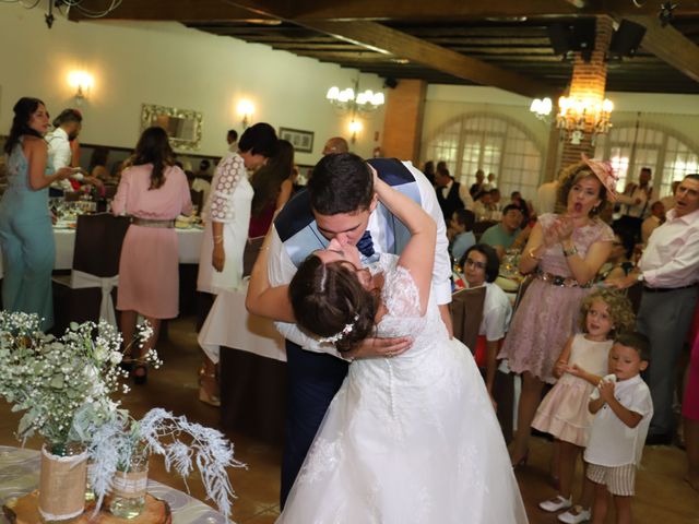 La boda de MARI CARMEN y DARIO en Casas De Fernando Alonso, Cuenca 244