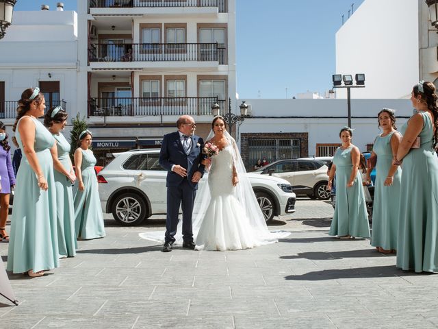 La boda de Almudena y Agustín en Isla Cristina, Huelva 38