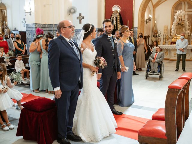 La boda de Almudena y Agustín en Isla Cristina, Huelva 43