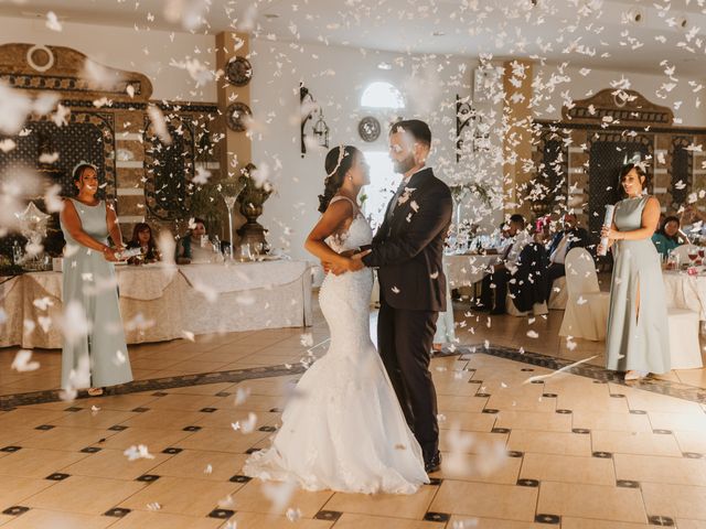 La boda de Almudena y Agustín en Isla Cristina, Huelva 77