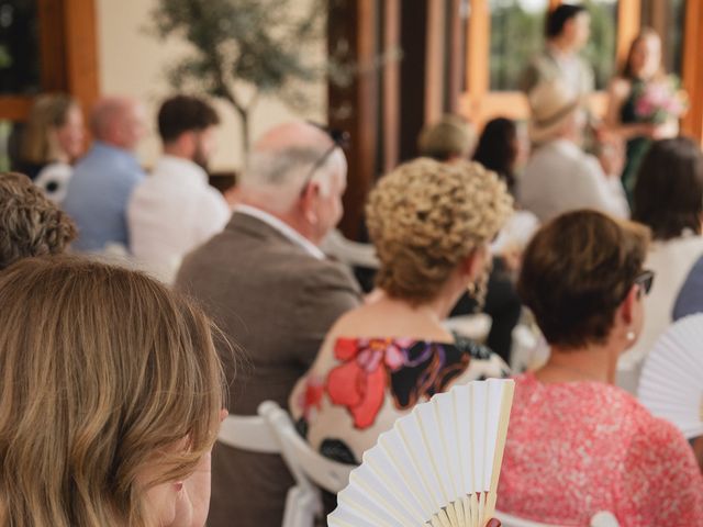 La boda de Eoin y Maya en Odena, Barcelona 31