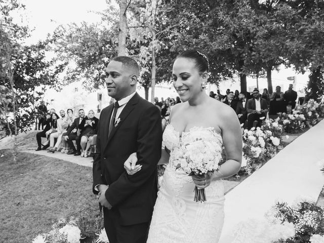 La boda de Marc y Jenn en Sant Fost De Campsentelles, Barcelona 43