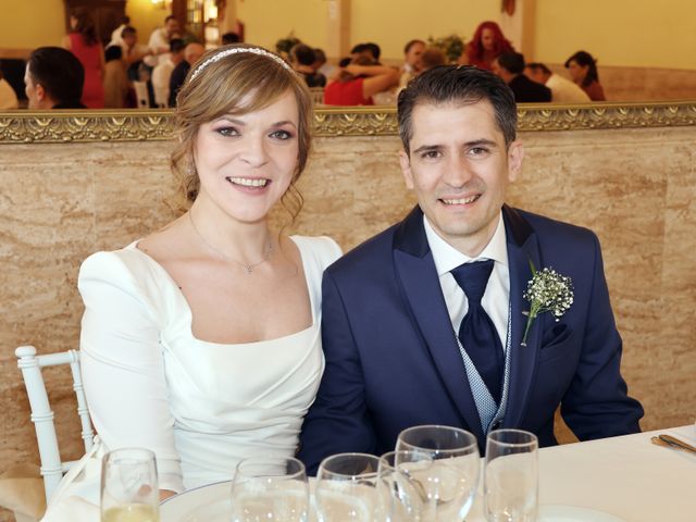 La boda de Sara y Julio en Sevilla, Sevilla 21