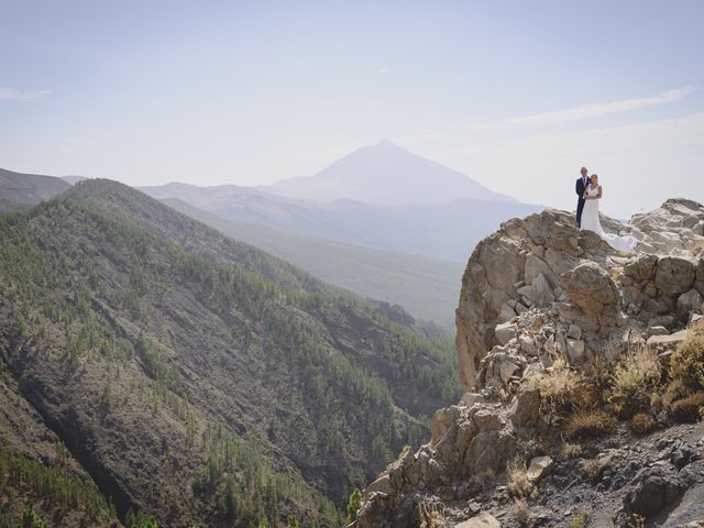 La boda de Luis y Virginia en Puerto De La Cruz, Santa Cruz de Tenerife 36