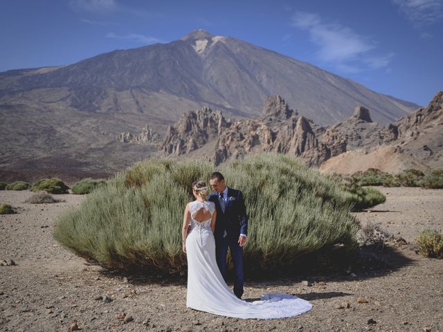 La boda de Luis y Virginia en Puerto De La Cruz, Santa Cruz de Tenerife 37