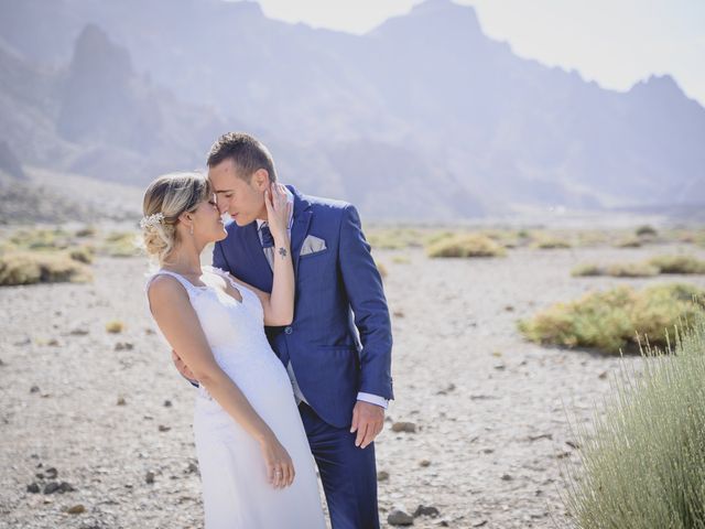 La boda de Luis y Virginia en Puerto De La Cruz, Santa Cruz de Tenerife 39