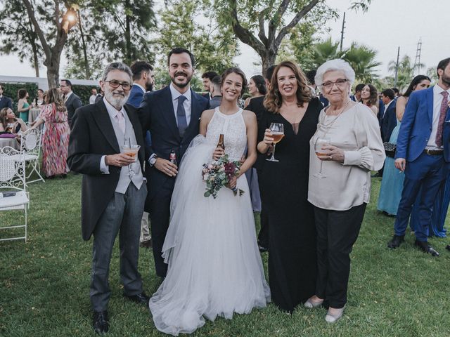 La boda de Antonio y Blanca en Los Palacios Y Villafranca, Sevilla 225