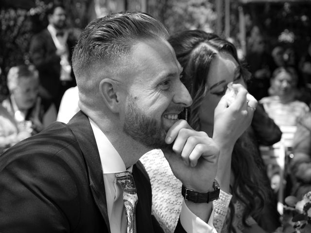 La boda de Alejandro  y Ana en Albal, Valencia 1