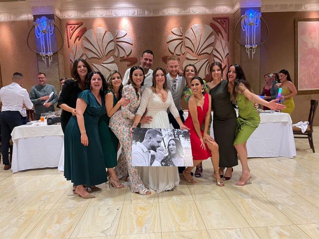 La boda de Alejandro  y Ana en Albal, Valencia 13