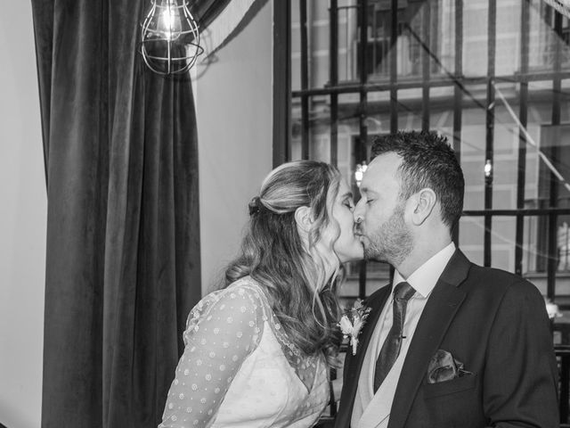 La boda de Joe y Melissa en Madrid, Madrid 13