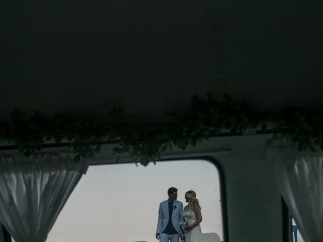 La boda de Carlos y Mary en Garraf, Barcelona 14