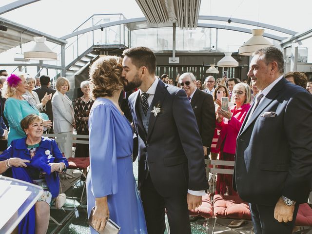 La boda de Clara y Nacho en Madrid, Madrid 14