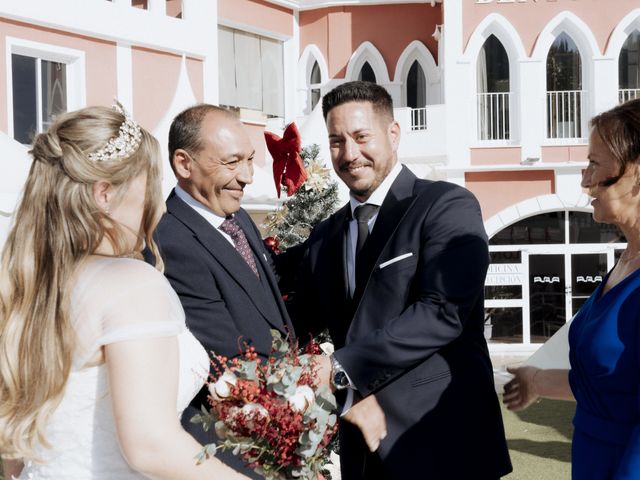 La boda de Daniel y Paloma en Velez Malaga, Málaga 34