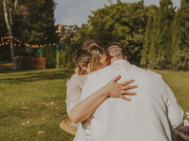 La boda de Jen y Sara en Odena, Barcelona 111