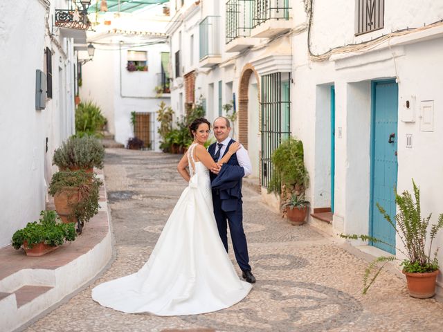 La boda de Miguel y Lidia en Motril, Granada 1