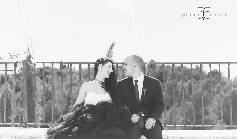 La boda de Victor y Eva en Tortosa, Tarragona