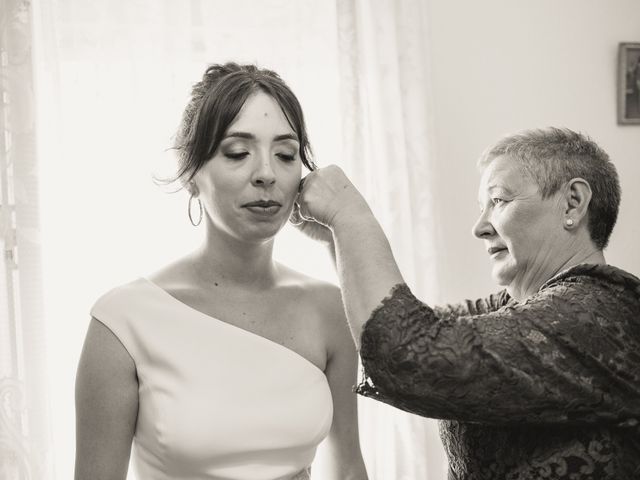 La boda de Tone y Miren en Higuera De La Serena, Badajoz 29