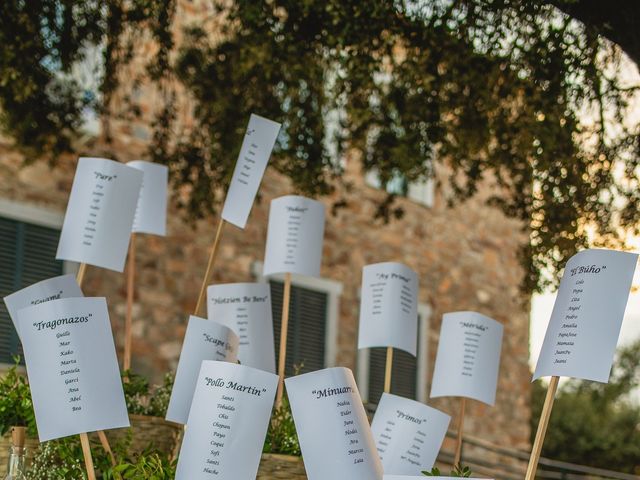 La boda de Tone y Miren en Higuera De La Serena, Badajoz 37