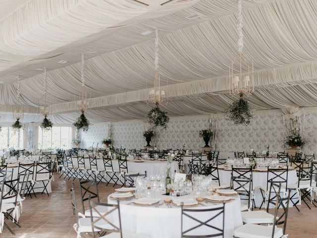 La boda de Fernando y Mara en Alcala De Guadaira, Sevilla 58