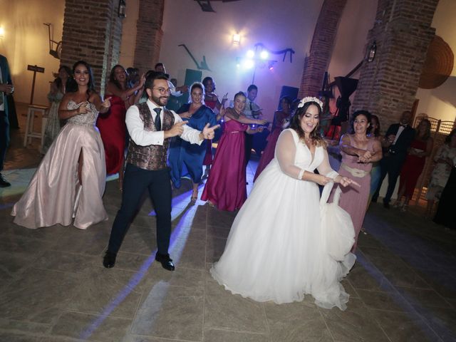 La boda de Lidia y Jose Antonio en Sevilla, Sevilla 33