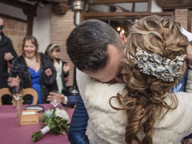 La boda de Viky y Ivan en Ocaña, Almería 107
