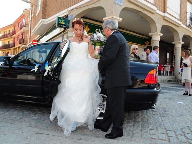 La boda de Cristian y Azucena en Carbajosa De La Sagrada, Salamanca 11
