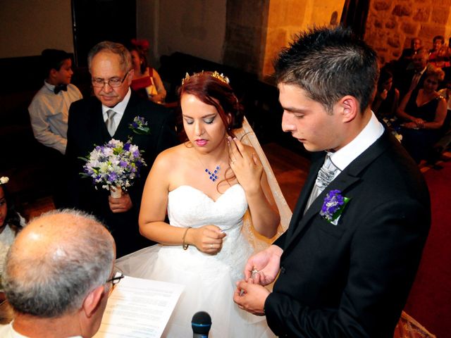 La boda de Cristian y Azucena en Carbajosa De La Sagrada, Salamanca 17