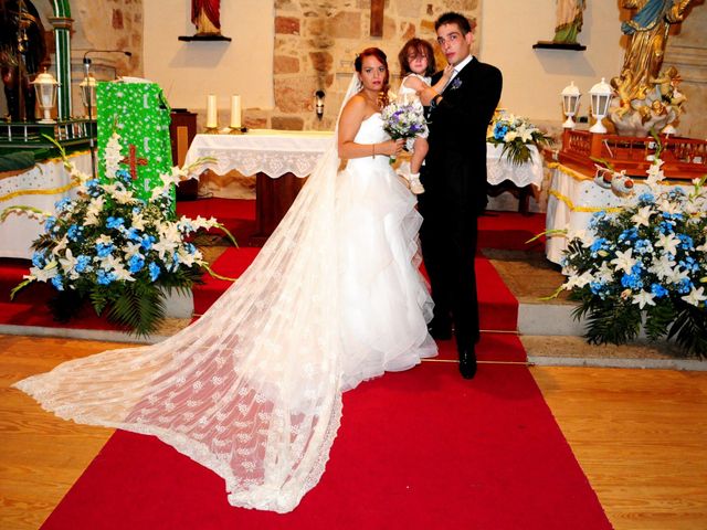 La boda de Cristian y Azucena en Carbajosa De La Sagrada, Salamanca 19
