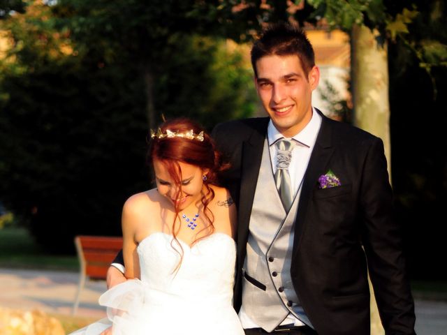La boda de Cristian y Azucena en Carbajosa De La Sagrada, Salamanca 27