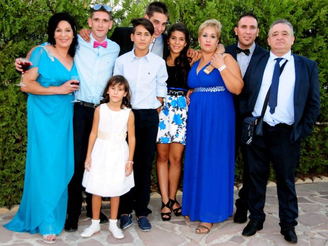 La boda de Cristian y Azucena en Carbajosa De La Sagrada, Salamanca 30