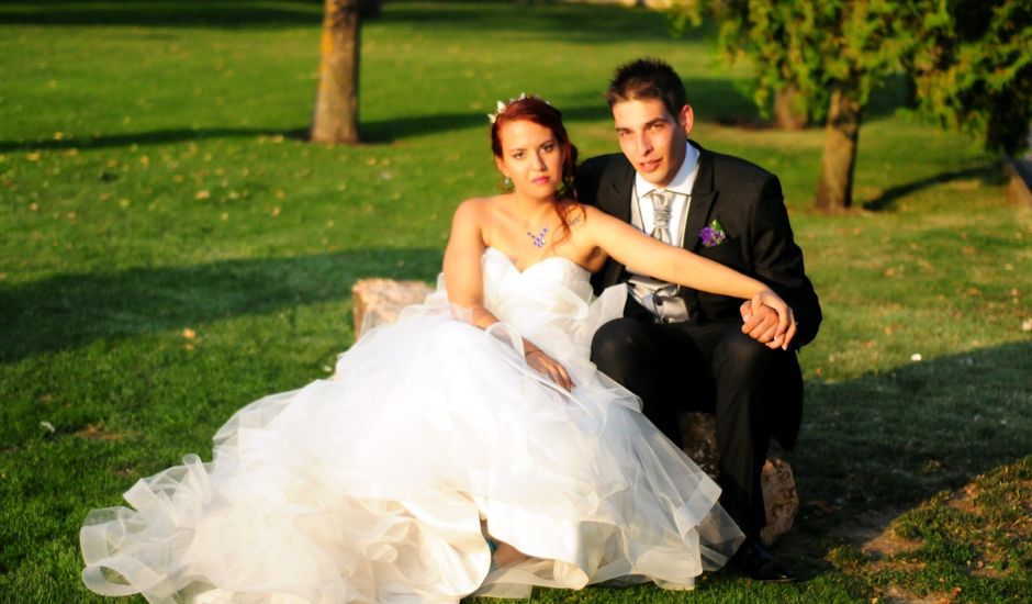 La boda de Cristian y Azucena en Carbajosa De La Sagrada, Salamanca