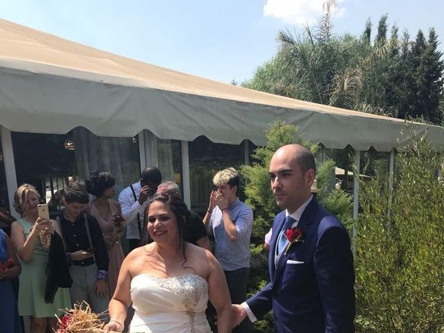 La boda de Javier  y Angela en Palau De Plegamans, Barcelona 8