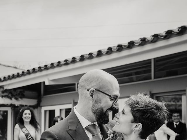 La boda de Roger y Lucia en Sant Marti Sarroca, Barcelona 3