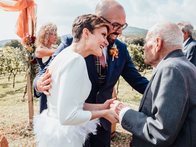 La boda de Roger y Lucia en Sant Marti Sarroca, Barcelona 19
