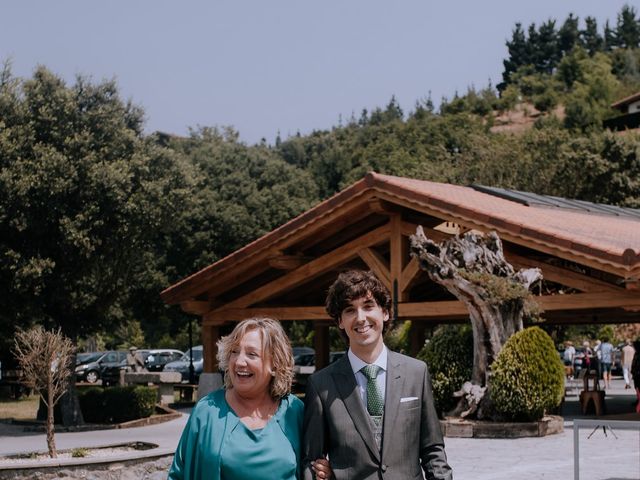 La boda de Bingen y Irune en Dima, Vizcaya 7