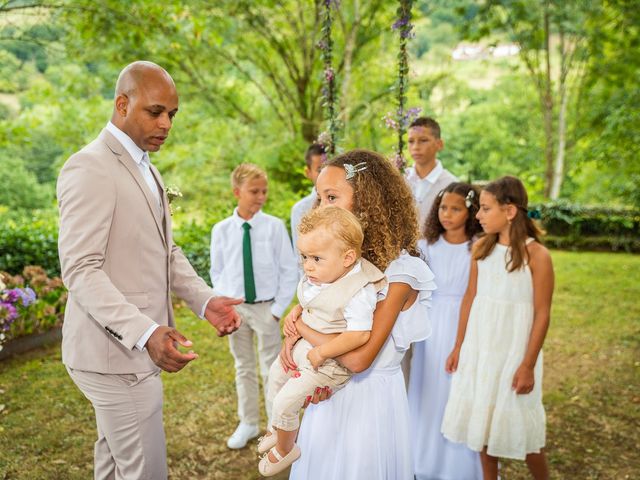 La boda de Salus y Emma en Infiesto, Asturias 9