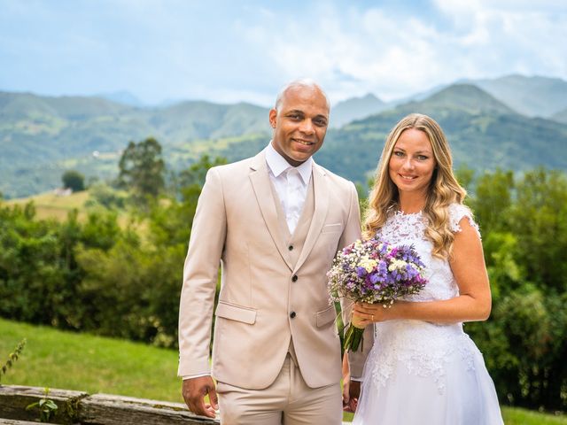 La boda de Salus y Emma en Infiesto, Asturias 135