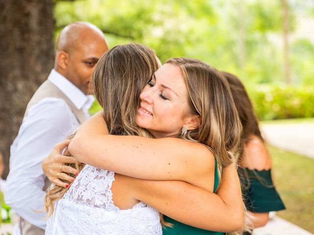 La boda de Salus y Emma en Infiesto, Asturias 254