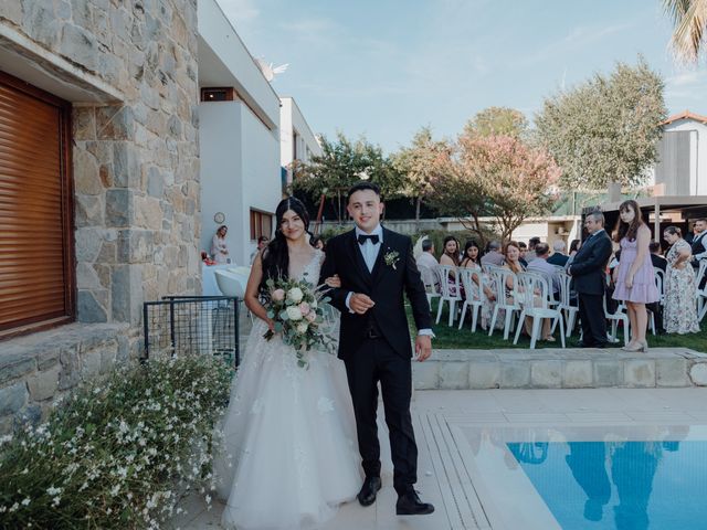 La boda de Julián y Natalia en Zizur Mayor, Navarra 56