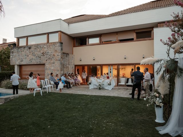 La boda de Julián y Natalia en Zizur Mayor, Navarra 61