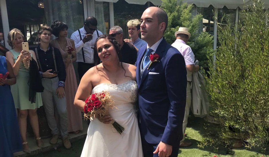 La boda de Javier  y Angela en Palau De Plegamans, Barcelona