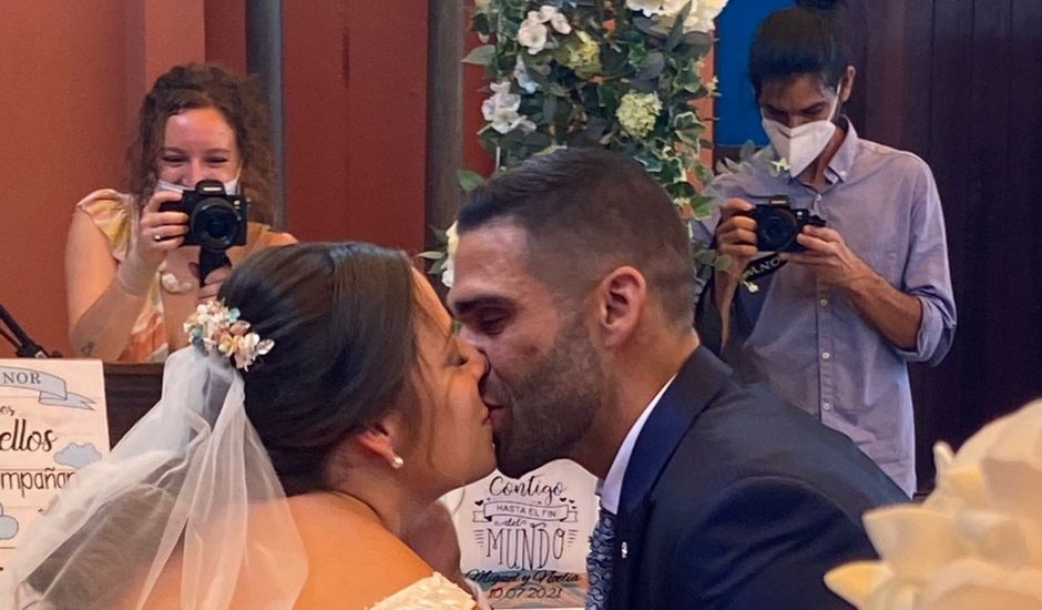La boda de Miguel y Noelia en Salteras, Sevilla