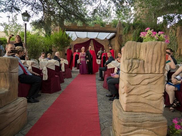 La boda de Javier y Sandra en Talamanca Del Jarama, Madrid 13