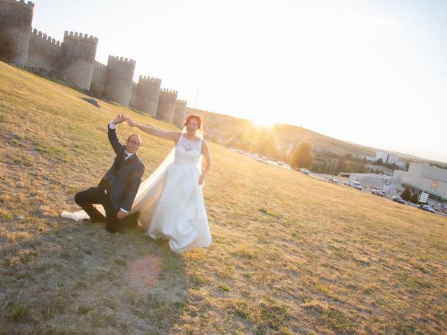 La boda de Esteban y Tamara en Tornadizos De Avila, Ávila 16