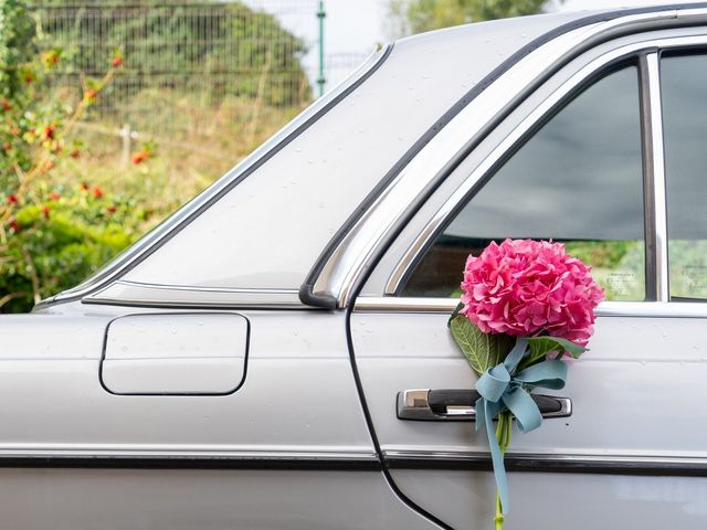 La boda de Hugo y Uxía en Ribadeo (Casco Urbano), Lugo 13