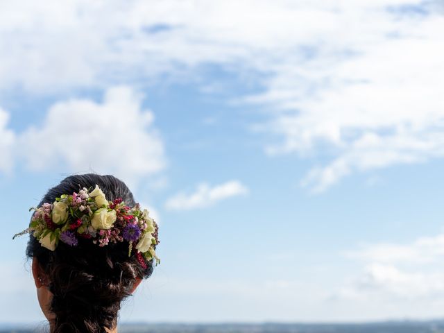 La boda de Hugo y Uxía en Ribadeo (Casco Urbano), Lugo 19